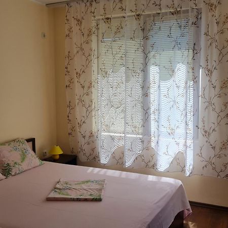Apartment Lazur By The Sea Ravda Buitenkant foto