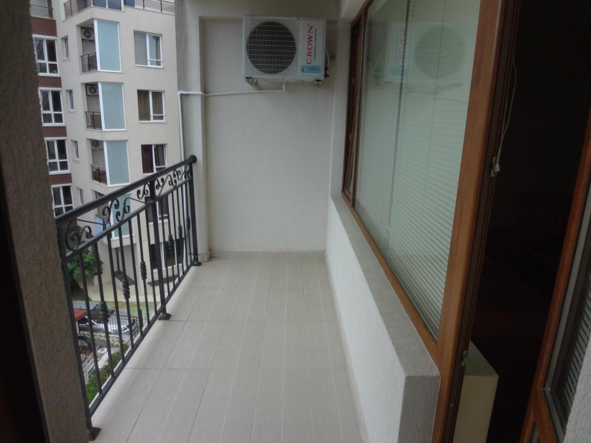 Apartment Lazur By The Sea Ravda Buitenkant foto