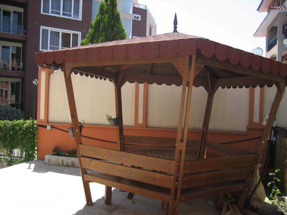 Apartment Lazur By The Sea Ravda Buitenkant foto